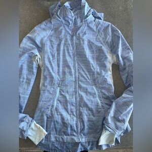 Lululemon Run Hustle Jacket Coat Light Blue/Periwinkle Size 6. Great condition